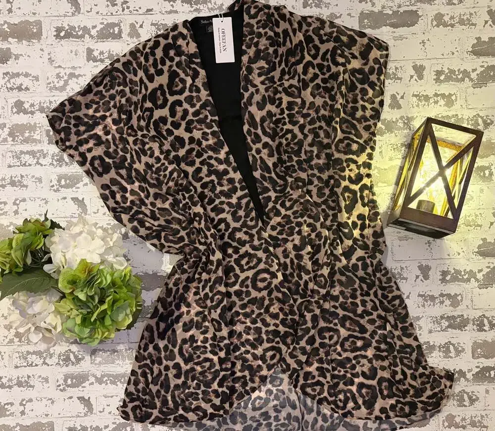 L and XL OEFAN Women's Leopard Print Short Sleeve Open Front Cardigan Kimono